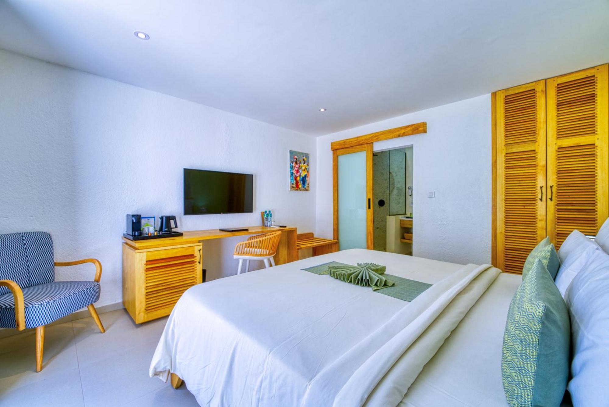 Hotel Africa Queen Somone Buitenkant foto